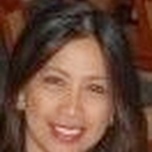 Profile Picture of Maria Isip (@victoriaisip) on Poshmark