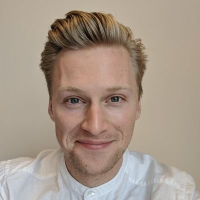 Profile Picture of Simon Tegart (@SimonedeBoudoir) on Twitter
