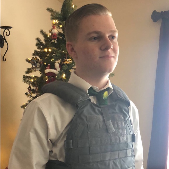 Profile Picture of Logan Wilson (@logan_wilson28) on Poshmark