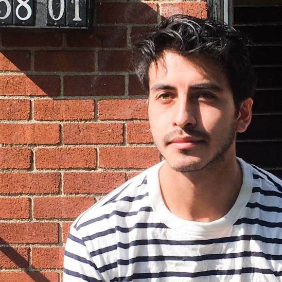 Profile Picture of Sebastian Toro (@sebastian1990) on Poshmark