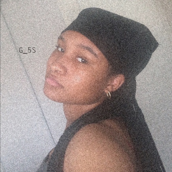 Profile Picture of Dominque Williams (@mdw1234) on Poshmark