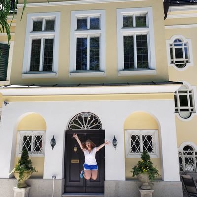 Profile Picture of Jessica Curry (@jess97curry) on Twitter