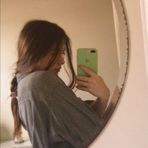 Profile Picture of Frances Orourke (@frances_orourke) on Poshmark