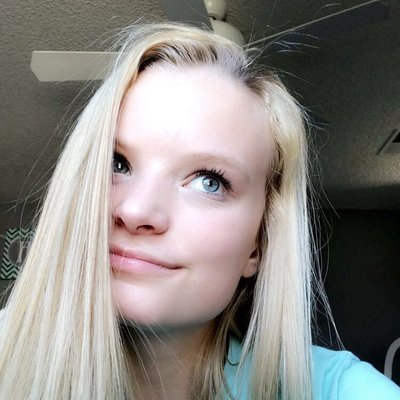 Profile Picture of Heather Halverson (@heerockgirl) on Twitter