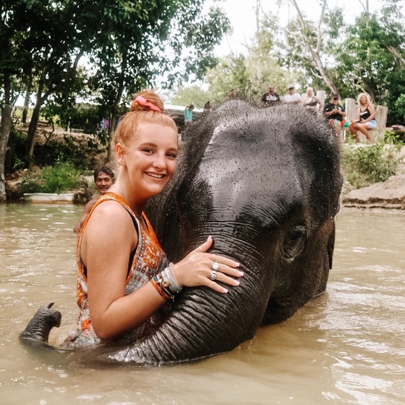 Profile Picture of Carson Copeland (@carsoncc) on Poshmark