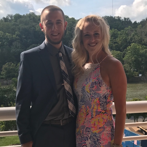 Profile Picture of Mary Kinkelaar (@mkinkel3) on Poshmark