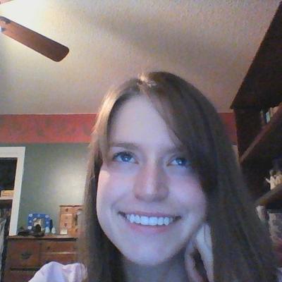 Profile Picture of Brianne Holmes (@hobbitholmes) on Twitter