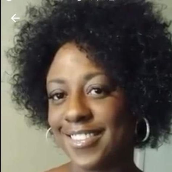 Audra Thompkins chapman - Poshmark Profile Picture of Audra Thompkins chapman (@audrathompki655) on Poshmark