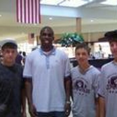 Profile Picture of Aaron Duckett (@duckett321) on Twitter