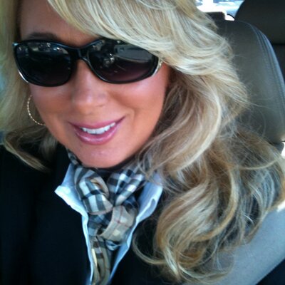 Profile Picture of Michelle Goins (@mgdg1492) on Twitter