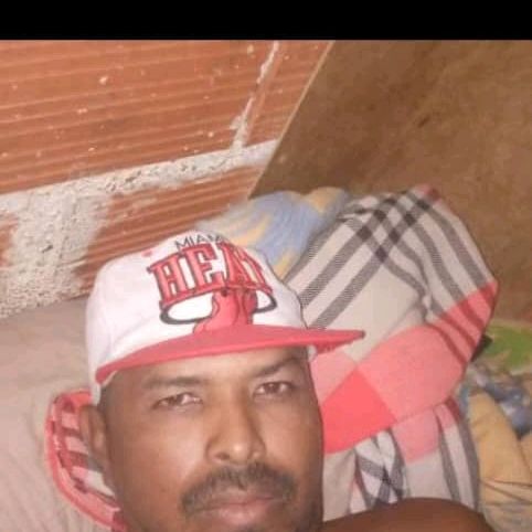 Profile Picture of robert jeremias (@user5788175680298) on Tiktok