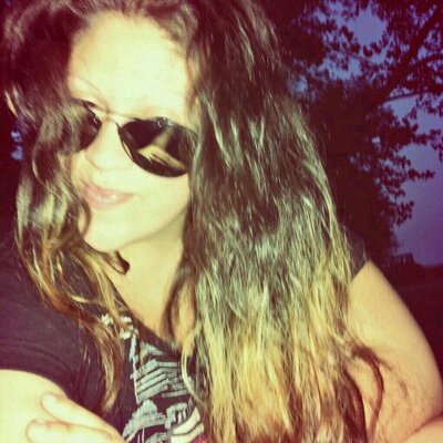 Profile Picture of Dina Serrano (@dinaserr) on Twitter