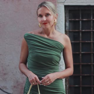 Profile Picture of Jessica Steele (@thesteelemaiden) on Instagram