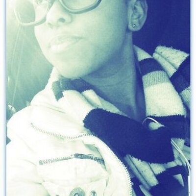 Mercedes Evans - Twitter Profile Picture of Mercedes Evans (@MickyMack22) on Twitter