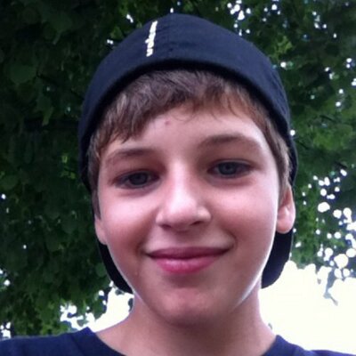 Profile Picture of Carl Champagne (@supercarl10) on Twitter