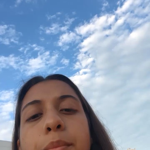 Profile Picture of Clara Sensini (@clara_sensi) on Poshmark