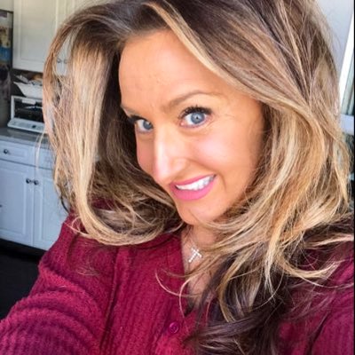 Profile Picture of Tracy Engle (@tnrnrox) on Twitter