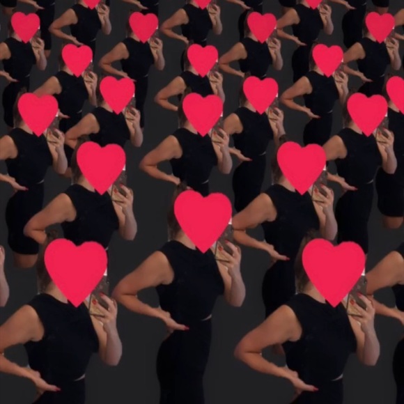 Profile Picture of Renee Phillips (@reneemarie78) on Poshmark