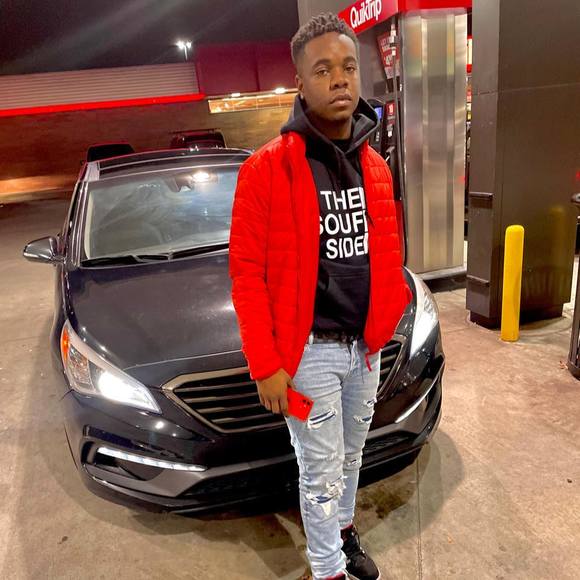 Dee Carter - Poshmark Profile Picture of Dee Carter (@docarter71) on Poshmark