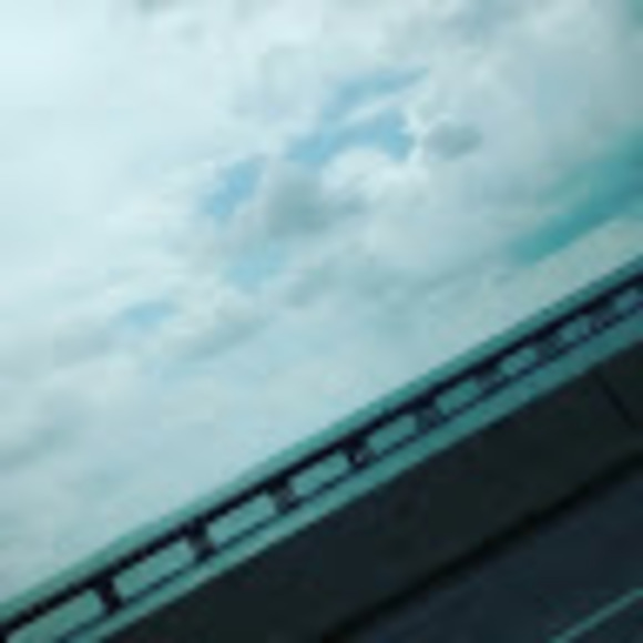 Profile Picture of Joycelyn Escobar (@joycelynjimena) on Poshmark