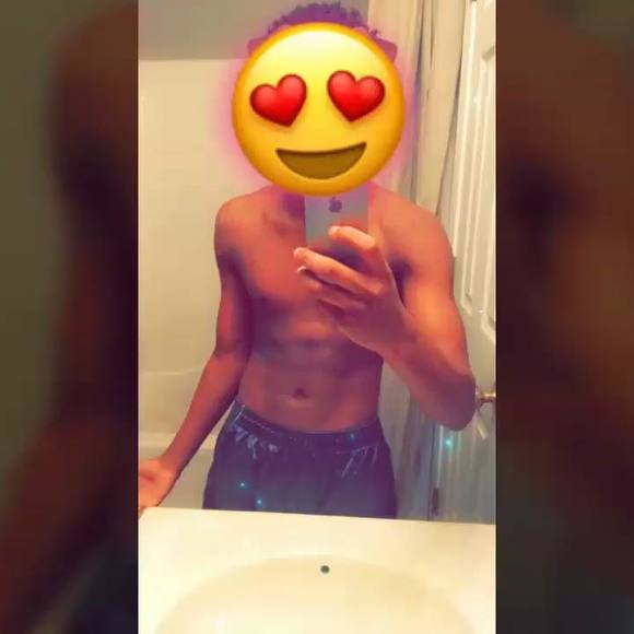 Profile Picture of Louis Kobey (@louiskobey) on Poshmark