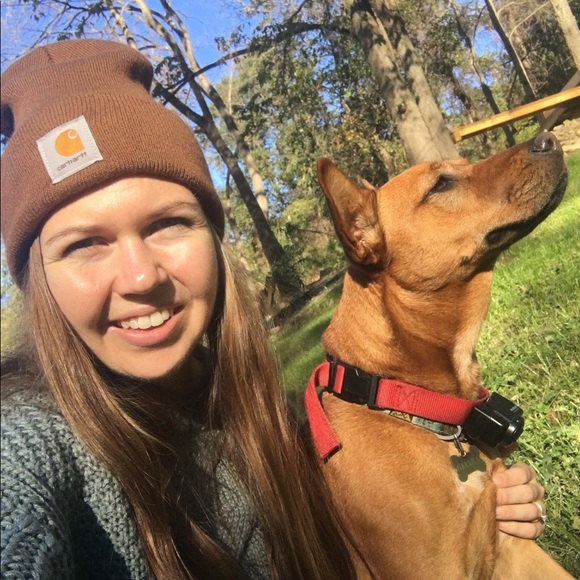 Profile Picture of Melissa Huzar (@mhuzar) on Poshmark