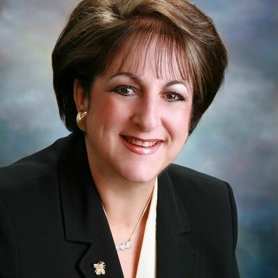 Profile Picture of Debbie Coleman Rose (@njrealtydeb) on Twitter