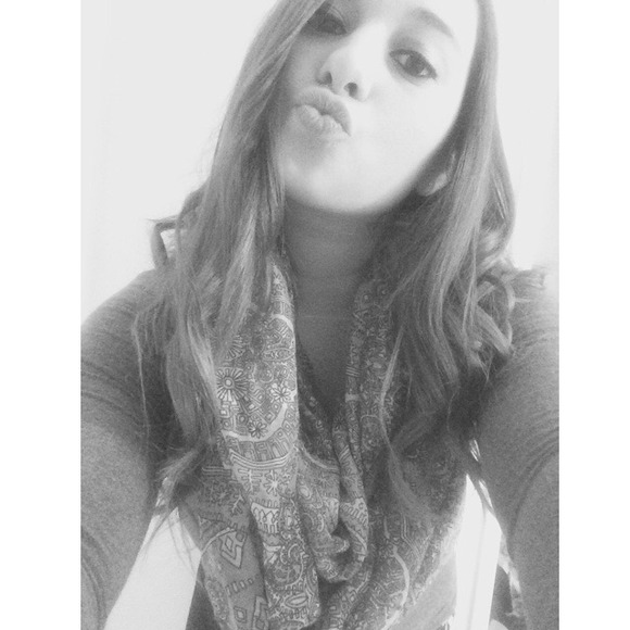 Profile Picture of Alyssa Civitelli (@acivitelli) on Poshmark