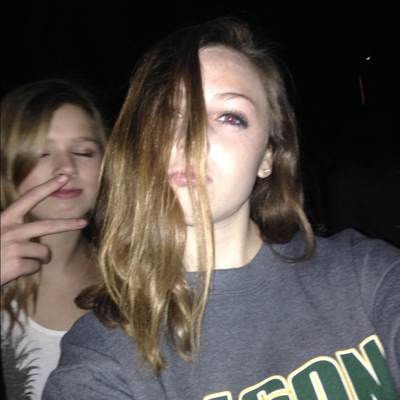 Profile Picture of Olivia Drabeck (@oliviadrabeck) on Poshmark