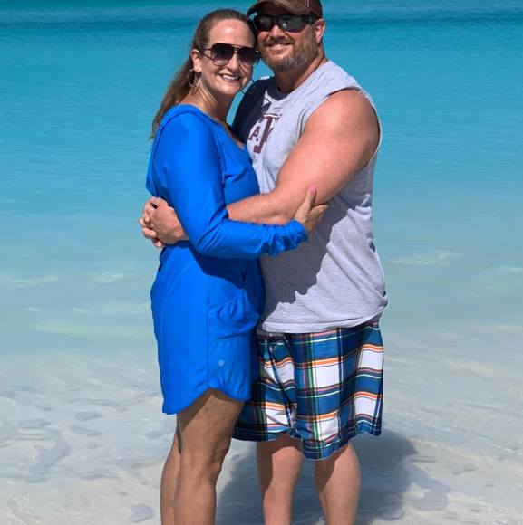 Profile Picture of Amy Vincik (@vincik) on Poshmark