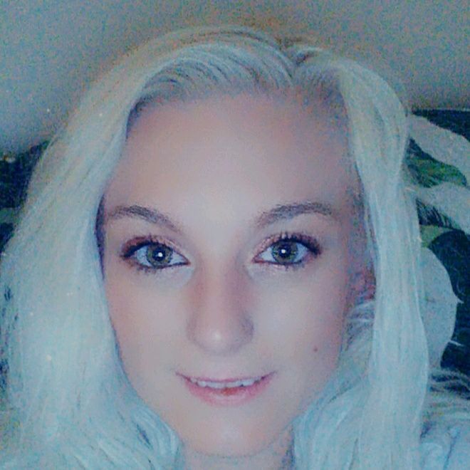 Profile Picture of Amanda Tide (@amandafrance420) on Tiktok