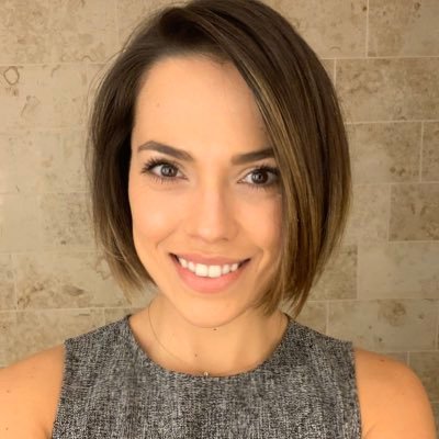 Profile Picture of Lucy (@LucyClaraCrow) on Twitter