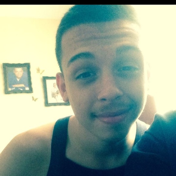 Profile Picture of Dylan Fiedler (@fiedler) on Poshmark