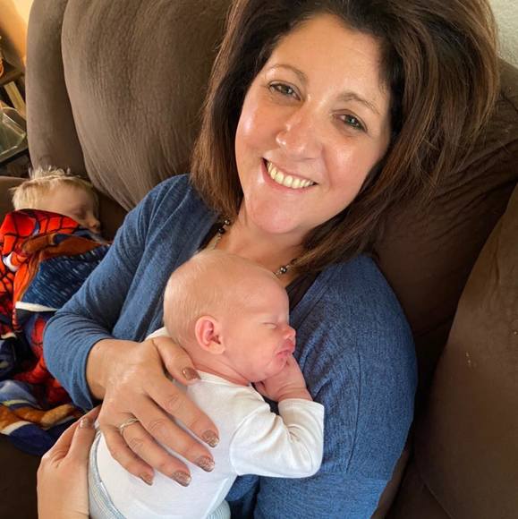 Profile Picture of Lisa Mateyunas (@mlmatey) on Poshmark