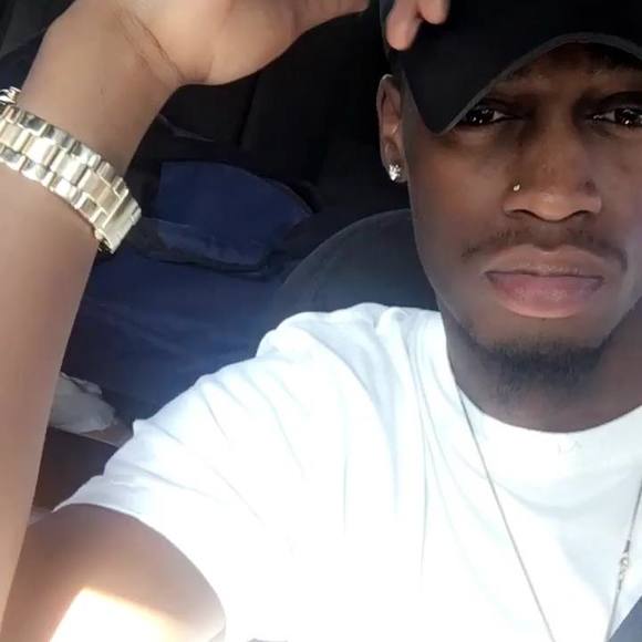 Profile Picture of Malik Scott (@malikscott030) on Poshmark