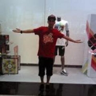 Profile Picture of Michael Dacanay (@swaabroad) on Twitter