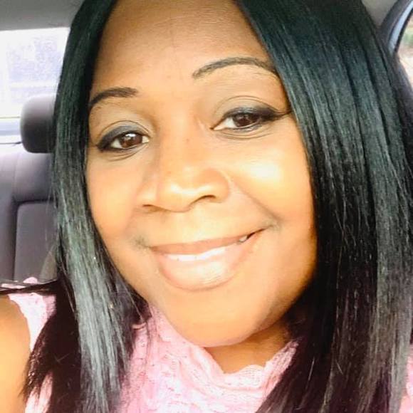 Profile Picture of Jerzi Jerzi (@pattyshappy) on Poshmark