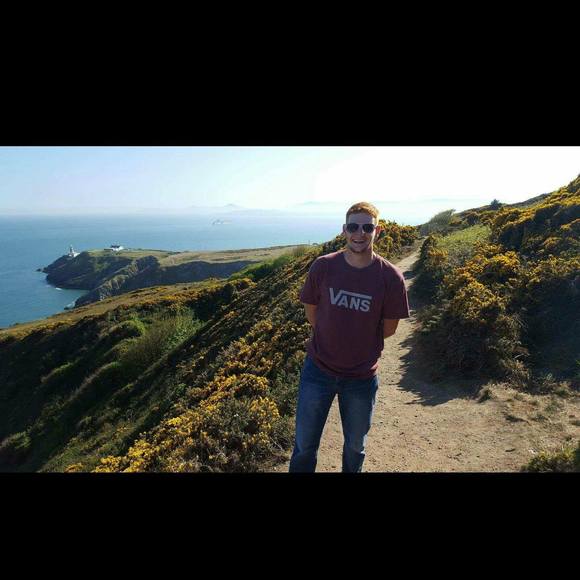 Profile Picture of Andrew Anderson (@rednasty66) on Poshmark