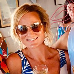 Profile Picture of Alexia Walsh (@lexiandsons) on Tiktok