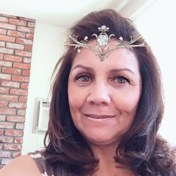 Profile Picture of Tina Galvin (@tinagal63) on Poshmark