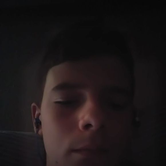 Profile Picture of Brandon Gibbons (@brandongibbo708) on Poshmark