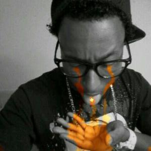 Profile Picture of Raphęal. Jackson (@A_rude_gesture) on Twitter