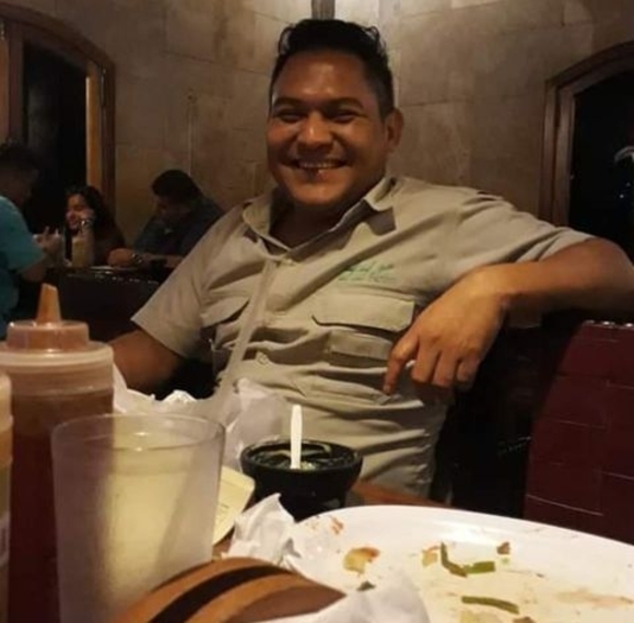 Profile Picture of Carlos Arevalo (@mendez841) on Poshmark