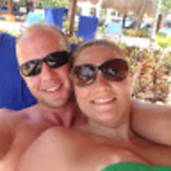 Profile Picture of Cherrill Hartman (@cherrillh) on Poshmark