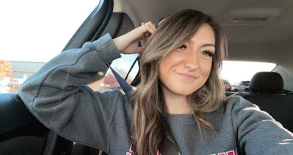 Profile Picture of Caylie Kobernick (@ckobernick11) on Poshmark