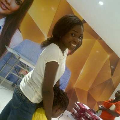 Profile Picture of Sharon Moses (@sharonshine07) on Twitter