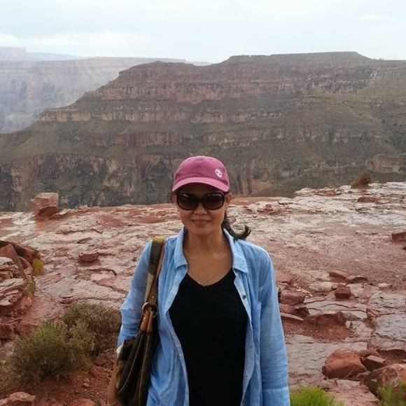 Profile Picture of Jenny Phang (@jenny8288) on Poshmark