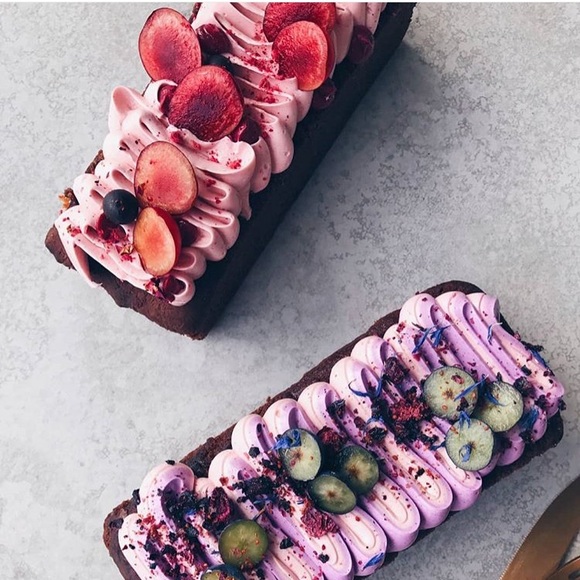 Profile Picture of Marina Kulikova (@marinakulik) on Poshmark