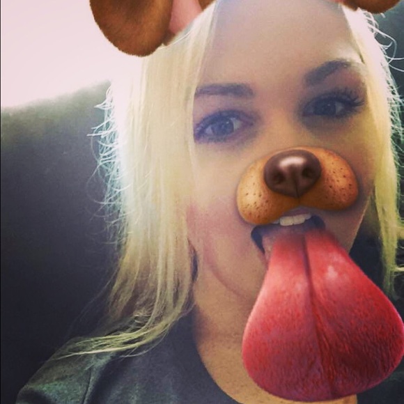Profile Picture of Alicia Novak (@novak55) on Poshmark