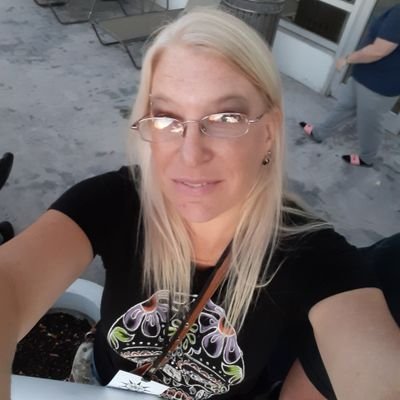 Profile Picture of Amanda Puckett (@AmandaP36638334) on Twitter